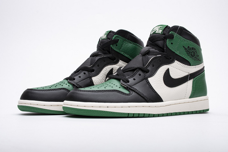 Air Jordan 1 Retro High OG Pine Green 555088-302 - Iconic Style and Classic Design | Limited Edition Release Available Now