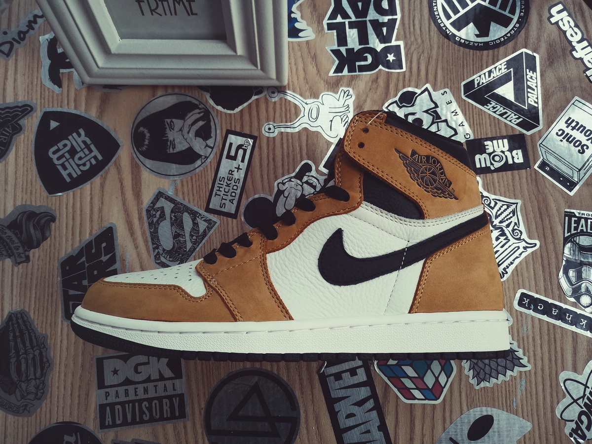 Air Jordan 1 Retro High OG 'Rookie Of The Year' 555088-700 - Premium Sneakers for Basketball Enthusiasts
