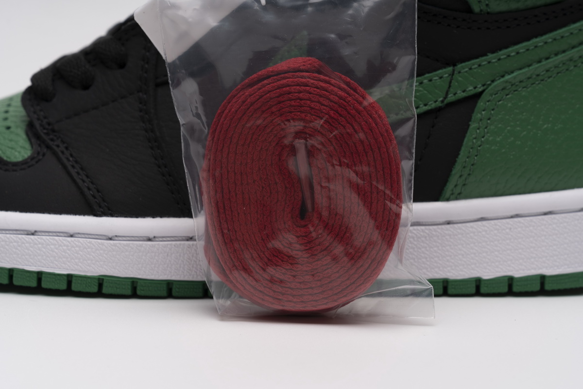 Air Jordan 1 Retro High OG 'Pine Green 2.0' - Limited Release for Sneakerheads