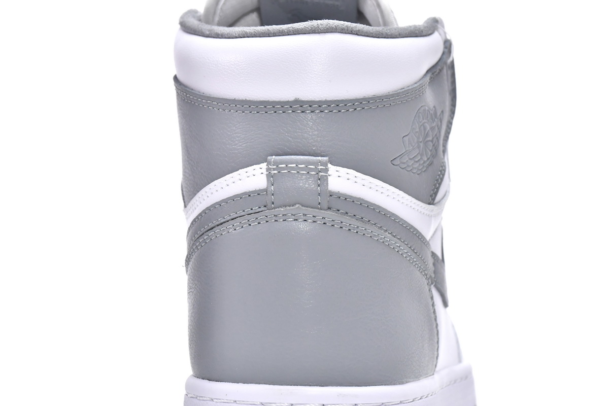 Air Jordan 1 Retro High OG 'Stealth' 555088-037 - Stylish Retro Sneakers for Men and Women